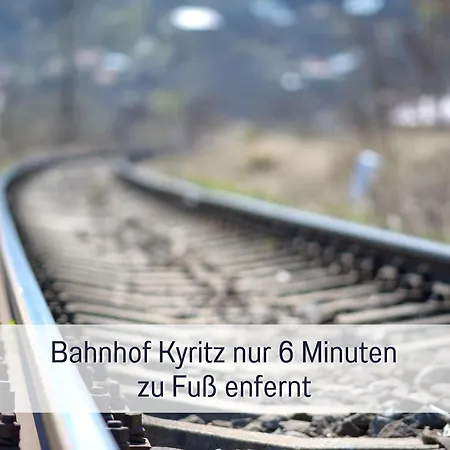 Holiday home Kyritzer Budenhaeuser Nr 99 - Haus Virginia Peng - Kleinsthaus In Kyritz, Einer Charmanten Stadt Im Herzen Von Brandenburg